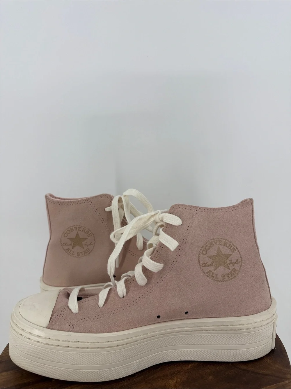 Converse Chuck Taylor AS Modern Lift Mono Suede Platform Pink Women’s 7.5
